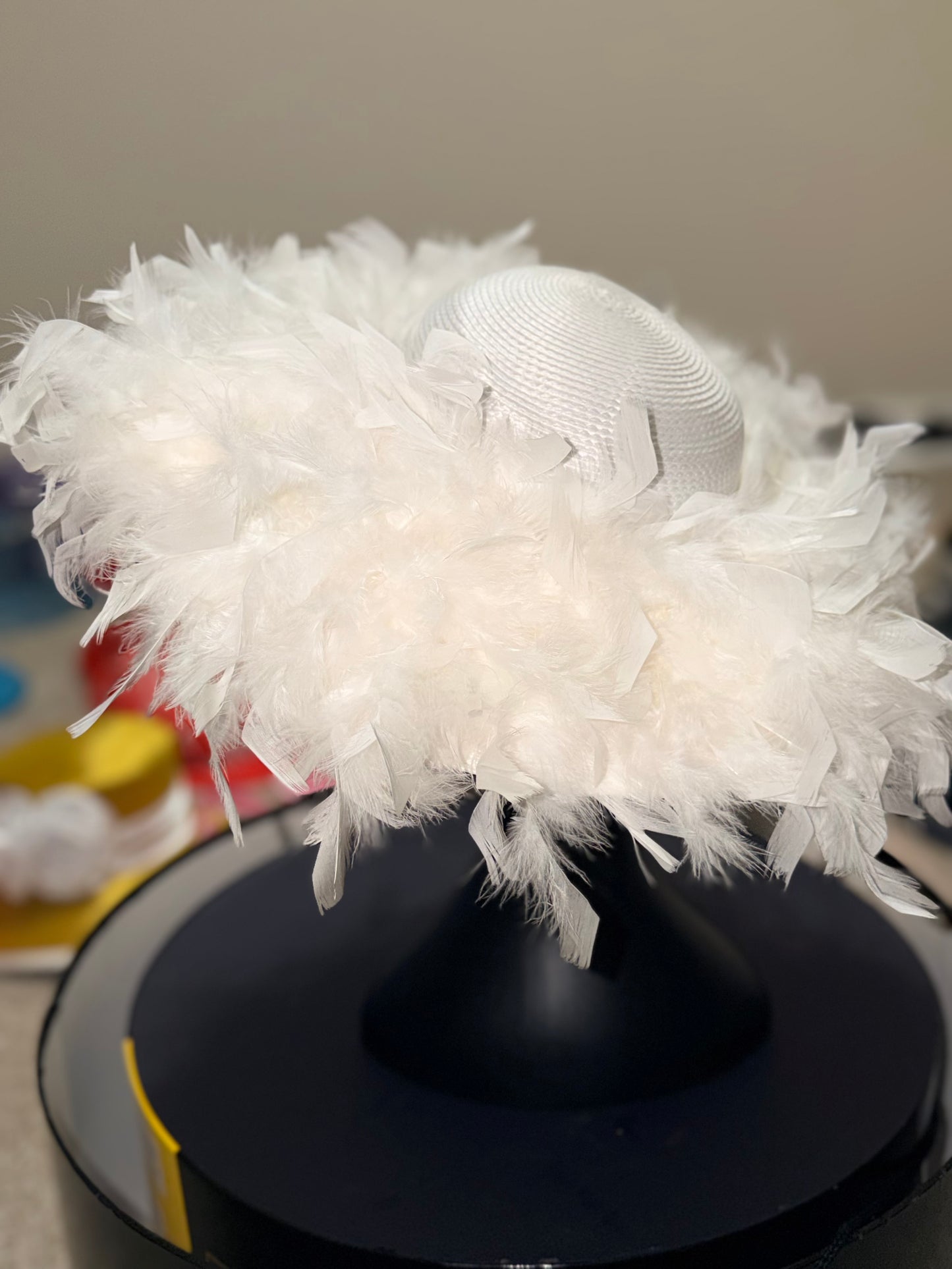 Ruffle Feathers- White